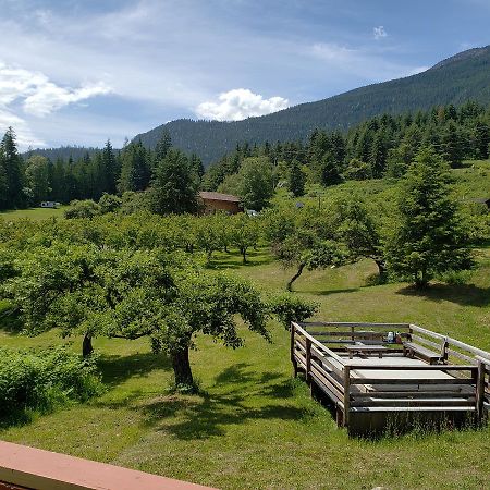 Cherry Cove Cabins Villa Kaslo Luaran gambar