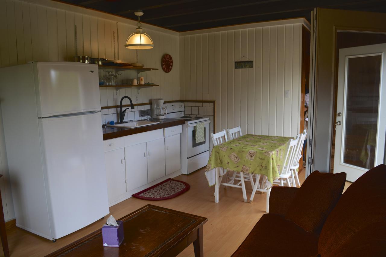 Cherry Cove Cabins Villa Kaslo Luaran gambar
