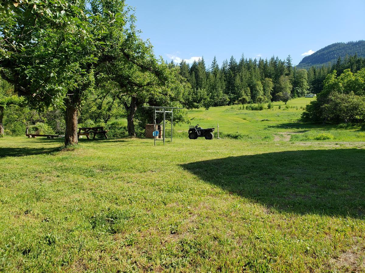 Cherry Cove Cabins Villa Kaslo Luaran gambar
